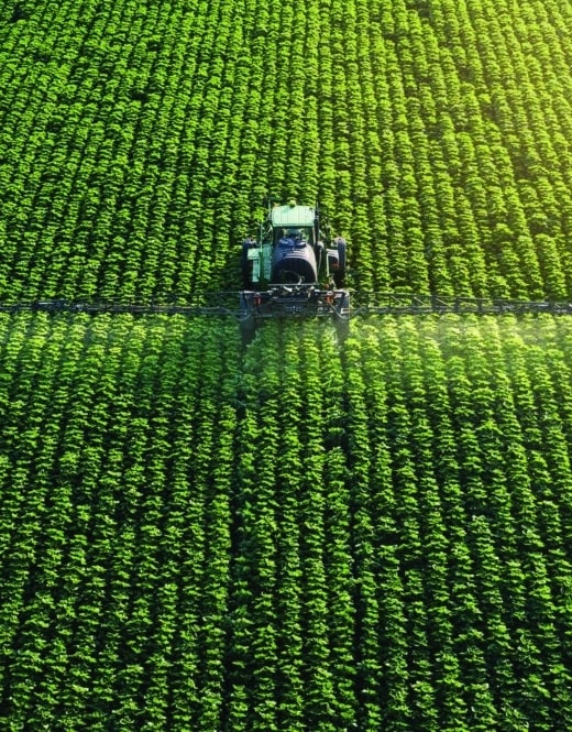 Sprayer-soybean_vertical